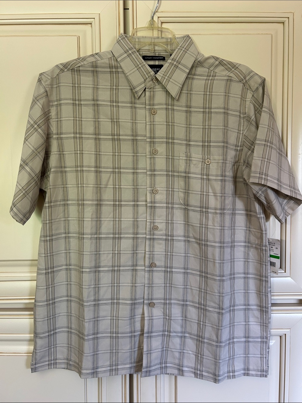 Haggar Beige and Light Gray Plaid Short-Sleeve Button-Down Shirt